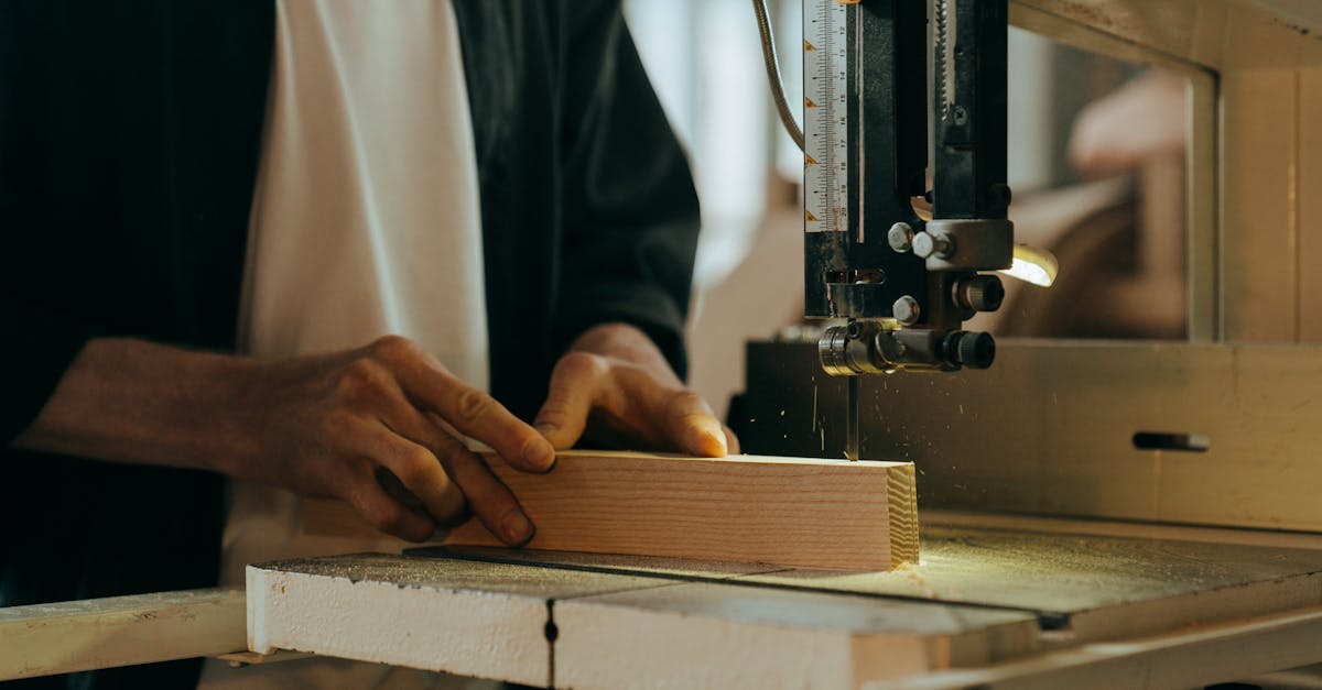 découvrez l'univers du carpenter : techniques de menuiserie, conception sur mesure et astuces pour transformer vos idées en réalisations uniques. plongez dans le savoir-faire artisanal qui donne vie à vos projets en bois.